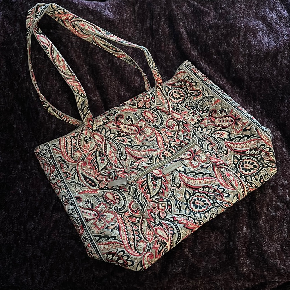 NWOT Vera Bradley Tote